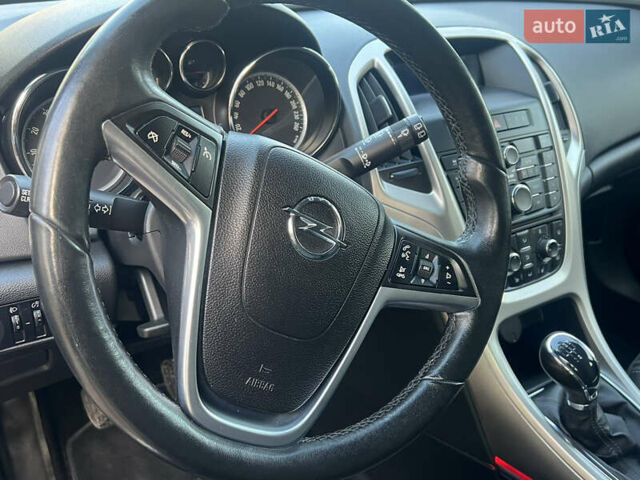 Серый Опель Астра, объемом двигателя 0 л и пробегом 171 тыс. км за 7500 $, фото 76 на Automoto.ua