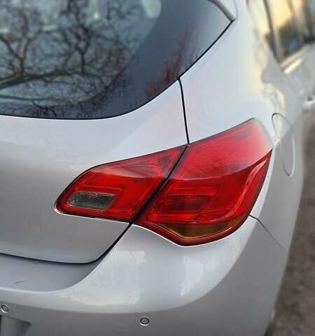 Серый Опель Астра, объемом двигателя 1.3 л и пробегом 329 тыс. км за 5500 $, фото 17 на Automoto.ua