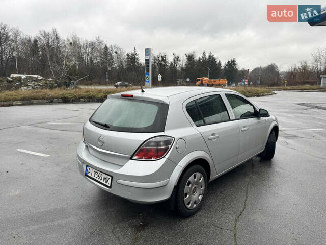 Сірий Опель Астра, об'ємом двигуна 1.6 л та пробігом 146 тис. км за 6000 $, фото 2 на Automoto.ua