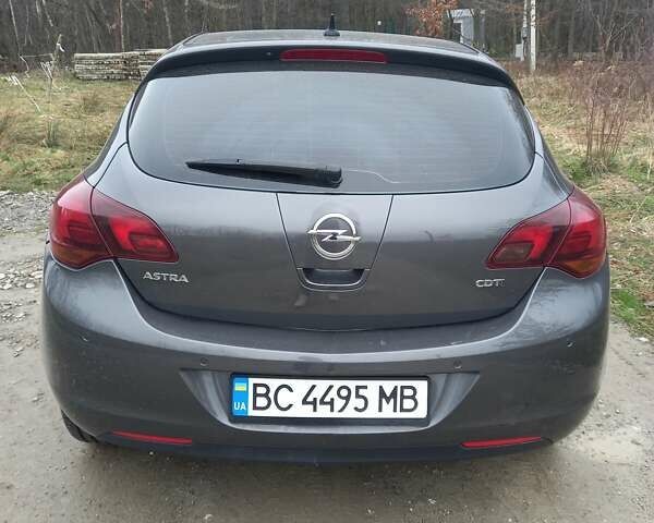 Сірий Опель Астра, об'ємом двигуна 1.7 л та пробігом 195 тис. км за 6000 $, фото 7 на Automoto.ua