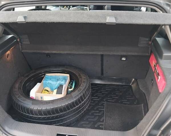 Серый Опель Астра, объемом двигателя 1.6 л и пробегом 147 тыс. км за 7123 $, фото 7 на Automoto.ua