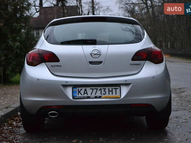 Серый Опель Астра, объемом двигателя 1.6 л и пробегом 160 тыс. км за 9000 $, фото 7 на Automoto.ua