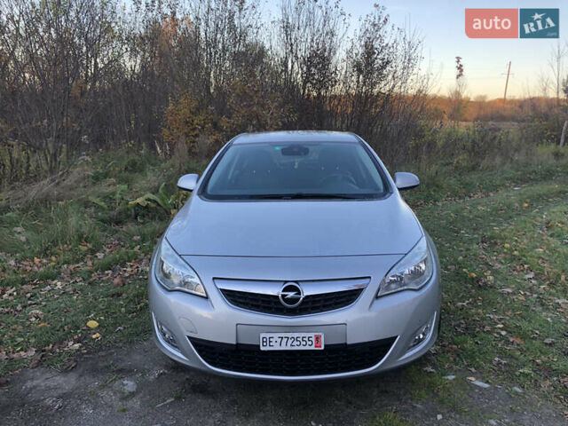 Сірий Опель Астра, об'ємом двигуна 1.6 л та пробігом 135 тис. км за 8650 $, фото 11 на Automoto.ua