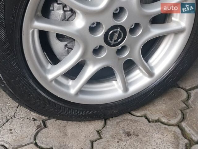 Серый Опель Астра, объемом двигателя 1.6 л и пробегом 147 тыс. км за 6100 $, фото 8 на Automoto.ua