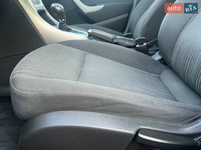 Серый Опель Астра, объемом двигателя 0 л и пробегом 171 тыс. км за 7500 $, фото 79 на Automoto.ua