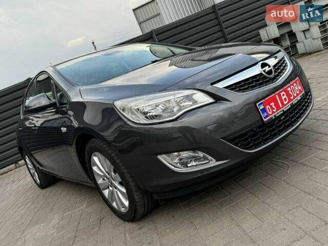 Сірий Опель Астра, об'ємом двигуна 1.6 л та пробігом 190 тис. км за 8999 $, фото 7 на Automoto.ua