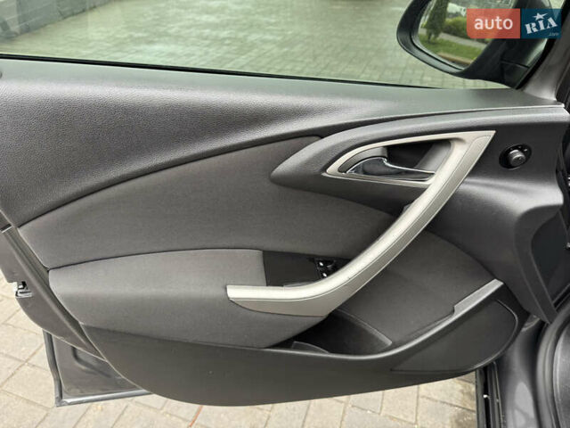 Серый Опель Астра, объемом двигателя 1.3 л и пробегом 221 тыс. км за 6700 $, фото 21 на Automoto.ua