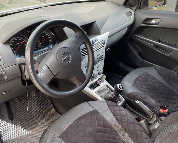 Сірий Опель Астра, об'ємом двигуна 1.6 л та пробігом 224 тис. км за 5300 $, фото 8 на Automoto.ua