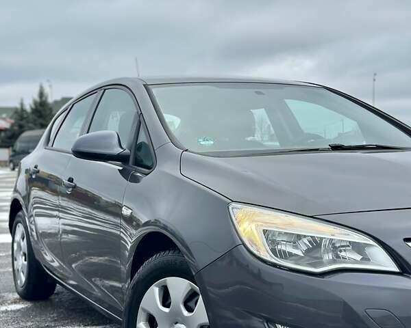 Сірий Опель Астра, об'ємом двигуна 1.6 л та пробігом 187 тис. км за 6999 $, фото 8 на Automoto.ua