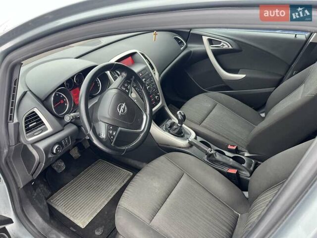 Серый Опель Астра, объемом двигателя 1.4 л и пробегом 146 тыс. км за 7200 $, фото 20 на Automoto.ua