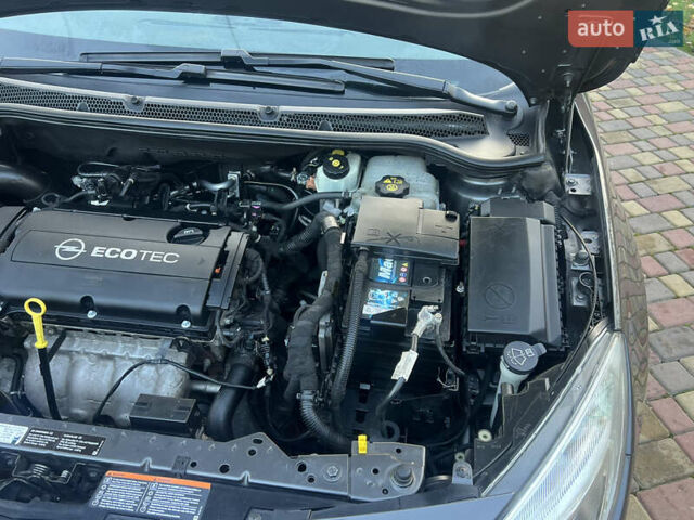 Серый Опель Астра, объемом двигателя 0 л и пробегом 171 тыс. км за 7500 $, фото 114 на Automoto.ua