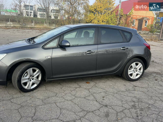 Серый Опель Астра, объемом двигателя 0 л и пробегом 171 тыс. км за 7500 $, фото 57 на Automoto.ua