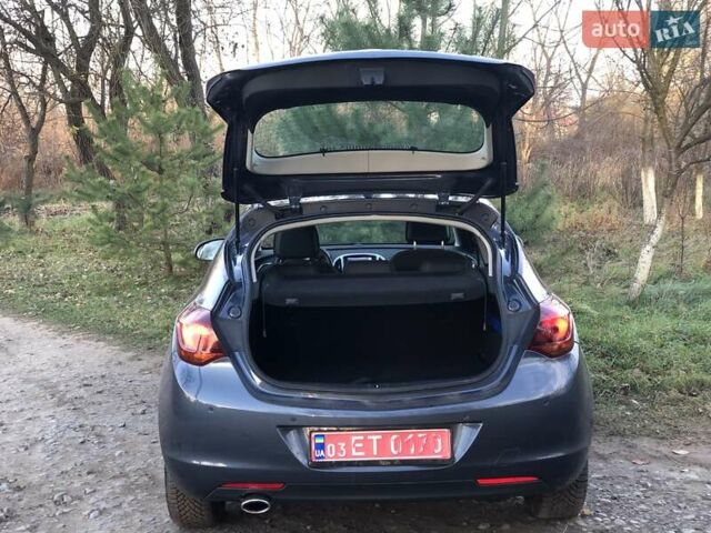 Серый Опель Астра, объемом двигателя 1.6 л и пробегом 144 тыс. км за 8900 $, фото 38 на Automoto.ua