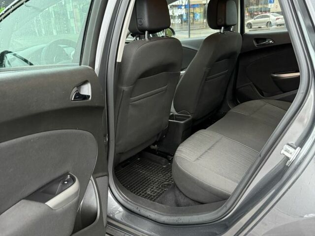 Сірий Опель Астра, об'ємом двигуна 1.6 л та пробігом 188 тис. км за 8199 $, фото 7 на Automoto.ua