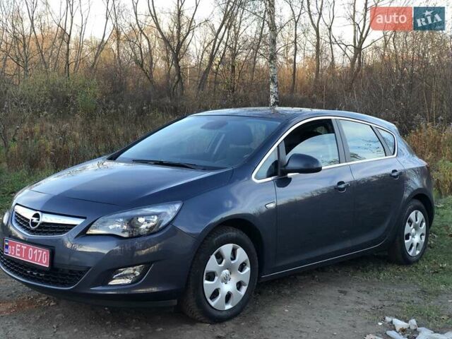 Серый Опель Астра, объемом двигателя 1.6 л и пробегом 144 тыс. км за 8900 $, фото 9 на Automoto.ua