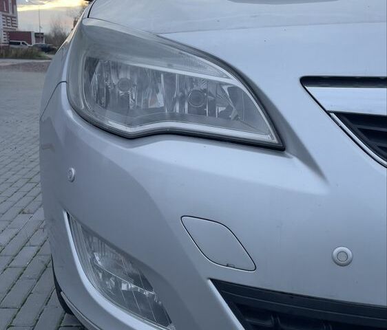 Серый Опель Астра, объемом двигателя 1.6 л и пробегом 290 тыс. км за 6000 $, фото 16 на Automoto.ua