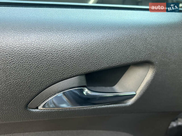 Серый Опель Астра, объемом двигателя 0 л и пробегом 171 тыс. км за 7500 $, фото 81 на Automoto.ua