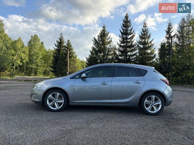Сірий Опель Астра, об'ємом двигуна 1.7 л та пробігом 250 тис. км за 7000 $, фото 2 на Automoto.ua