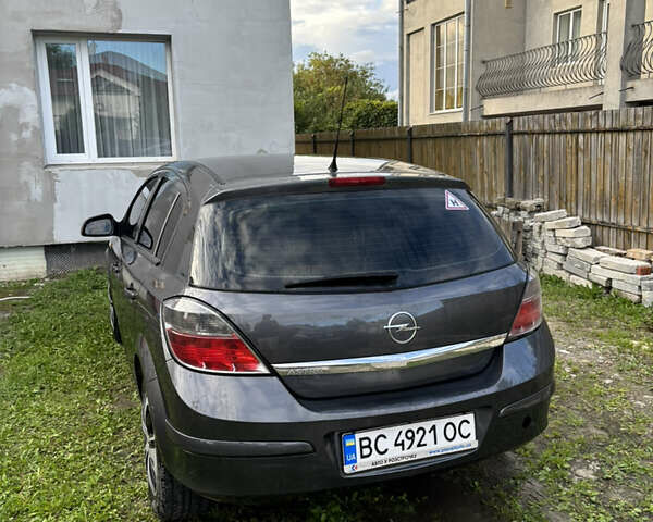 Сірий Опель Астра, об'ємом двигуна 1.6 л та пробігом 233 тис. км за 5000 $, фото 5 на Automoto.ua