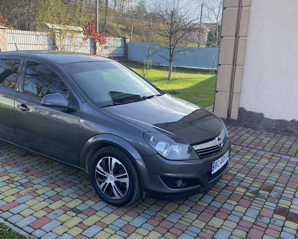 Серый Опель Астра, объемом двигателя 1.6 л и пробегом 234 тыс. км за 5499 $, фото 1 на Automoto.ua