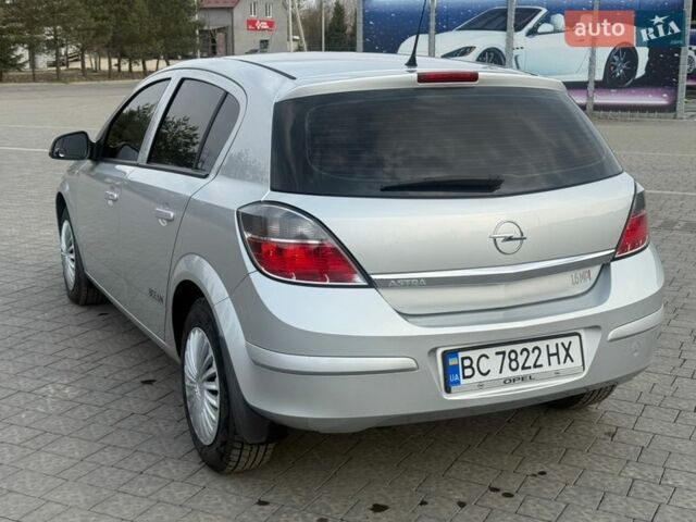 Серый Опель Астра, объемом двигателя 1.6 л и пробегом 132 тыс. км за 5699 $, фото 12 на Automoto.ua