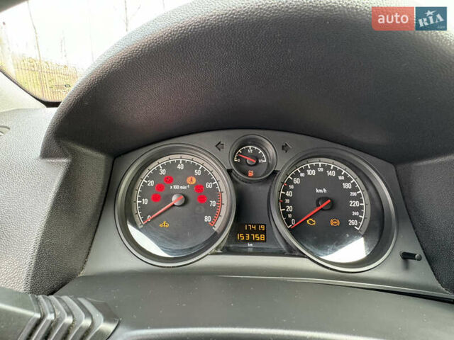 Серый Опель Астра, объемом двигателя 1.6 л и пробегом 155 тыс. км за 5500 $, фото 10 на Automoto.ua