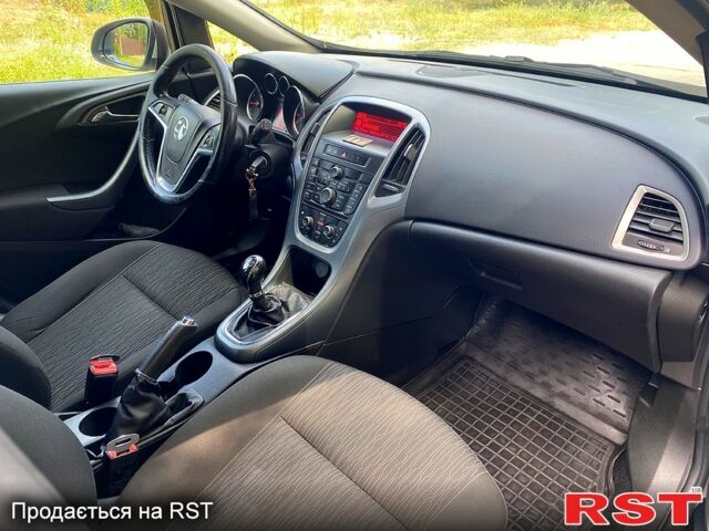 Серый Опель Астра, объемом двигателя 1.4 л и пробегом 200 тыс. км за 6650 $, фото 2 на Automoto.ua
