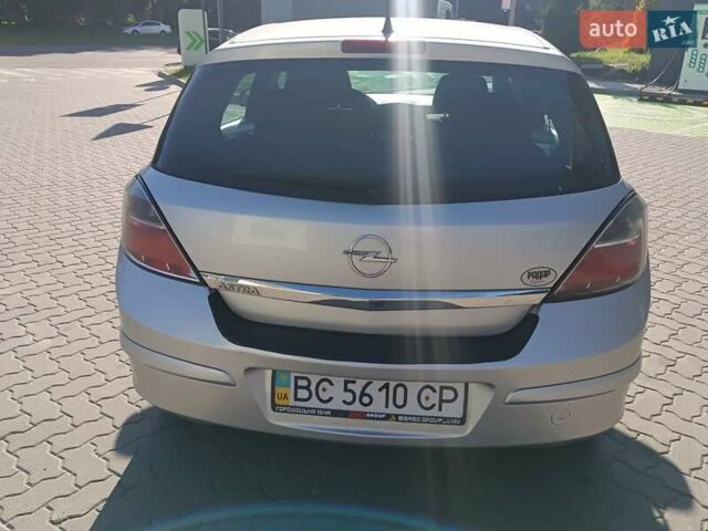 Серый Опель Астра, объемом двигателя 1.6 л и пробегом 123 тыс. км за 5300 $, фото 3 на Automoto.ua