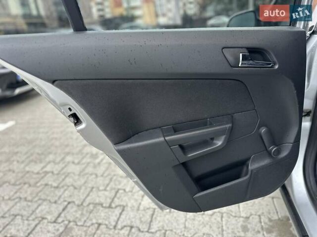 Сірий Опель Астра, об'ємом двигуна 1.6 л та пробігом 220 тис. км за 6150 $, фото 39 на Automoto.ua