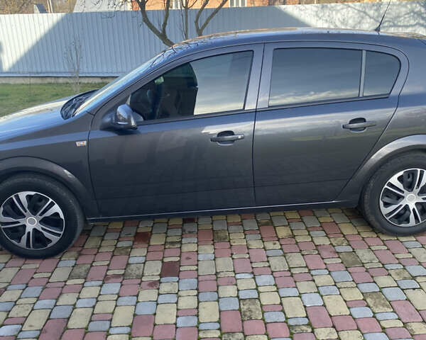 Серый Опель Астра, объемом двигателя 1.6 л и пробегом 234 тыс. км за 5499 $, фото 5 на Automoto.ua