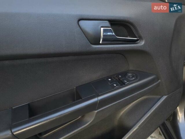 Опель Астра 2012 у Тернополі на Automoto.ua Сірий Опель Астра, об'ємом двигуна 1.6 л та пробігом 197 тис. км за 5399 $, фото 20 на Automoto.ua