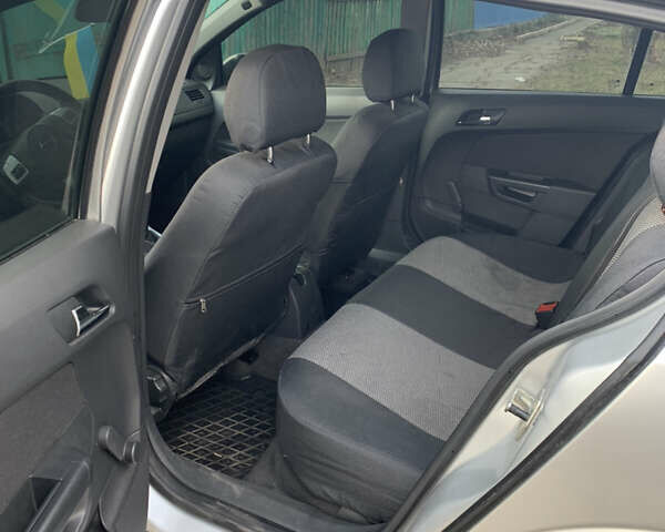 Сірий Опель Астра, об'ємом двигуна 1.6 л та пробігом 220 тис. км за 6100 $, фото 9 на Automoto.ua