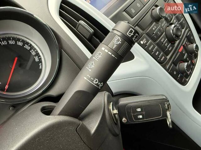 Опель Астра 2012 у Києві на Automoto.ua Сірий Опель Астра, об'ємом двигуна 1.6 л та пробігом 245 тис. км за 8490 $, фото 21 на Automoto.ua