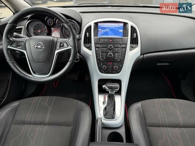 Опель Астра 2012 у Києві на Automoto.ua Сірий Опель Астра, об'ємом двигуна 1.6 л та пробігом 245 тис. км за 8490 $, фото 12 на Automoto.ua