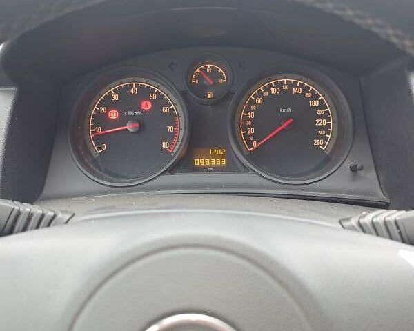 Серый Опель Астра, объемом двигателя 1.6 л и пробегом 99 тыс. км за 5500 $, фото 10 на Automoto.ua