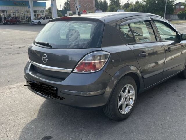 Серый Опель Астра, объемом двигателя 0 л и пробегом 135 тыс. км за 7000 $, фото 1 на Automoto.ua