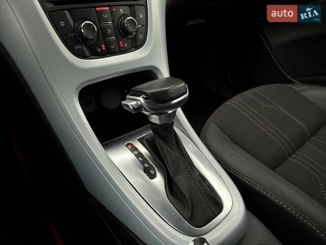 Опель Астра 2012 у Києві на Automoto.ua Сірий Опель Астра, об'ємом двигуна 1.6 л та пробігом 245 тис. км за 8490 $, фото 26 на Automoto.ua