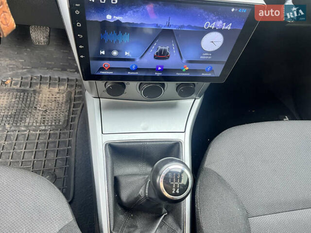 Серый Опель Астра, объемом двигателя 1.6 л и пробегом 205 тыс. км за 6000 $, фото 7 на Automoto.ua