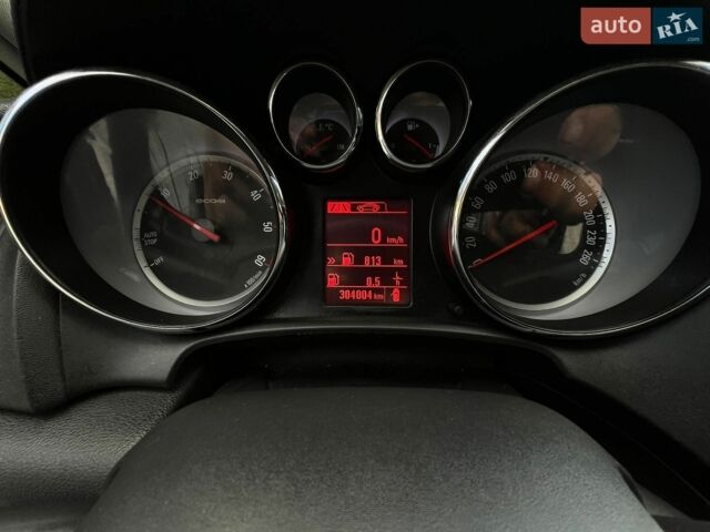 Сірий Опель Астра, об'ємом двигуна 1.7 л та пробігом 304 тис. км за 4999 $, фото 13 на Automoto.ua