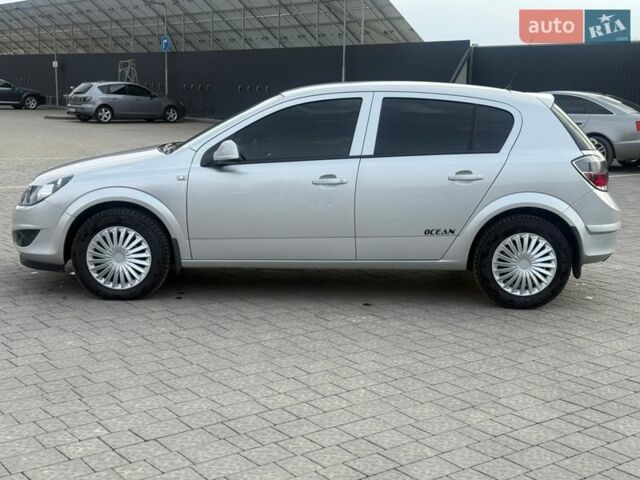 Серый Опель Астра, объемом двигателя 1.6 л и пробегом 132 тыс. км за 5699 $, фото 10 на Automoto.ua