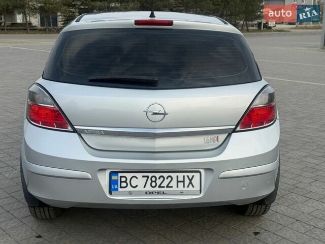 Серый Опель Астра, объемом двигателя 1.6 л и пробегом 132 тыс. км за 5699 $, фото 13 на Automoto.ua