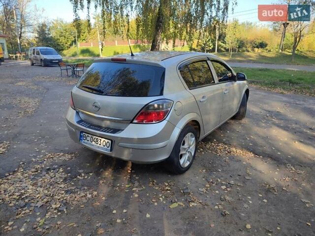 Сірий Опель Астра, об'ємом двигуна 1.6 л та пробігом 135 тис. км за 5300 $, фото 4 на Automoto.ua