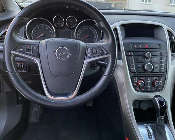 Сірий Опель Астра, об'ємом двигуна 1.6 л та пробігом 128 тис. км за 8299 $, фото 32 на Automoto.ua