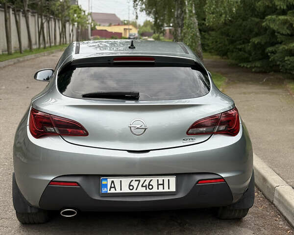 Серый Опель Астра, объемом двигателя 1.4 л и пробегом 163 тыс. км за 10500 $, фото 3 на Automoto.ua