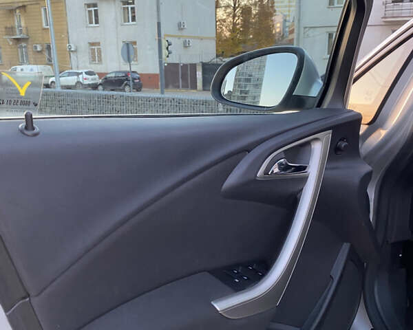 Сірий Опель Астра, об'ємом двигуна 1.6 л та пробігом 128 тис. км за 8299 $, фото 16 на Automoto.ua