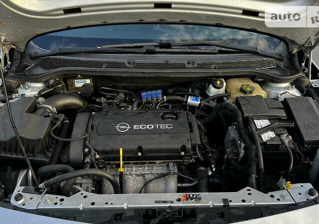 Серый Опель Астра, объемом двигателя 1.6 л и пробегом 203 тыс. км за 7520 $, фото 11 на Automoto.ua