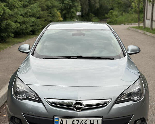 Серый Опель Астра, объемом двигателя 1.4 л и пробегом 163 тыс. км за 10500 $, фото 4 на Automoto.ua