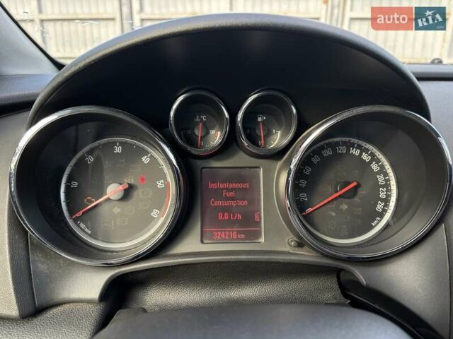 Опель Астра 2013 в Львове на Automoto.ua Серый Опель Астра, объемом двигателя 1.7 л и пробегом 324 тыс. км за 7300 $, фото 15 на Automoto.ua