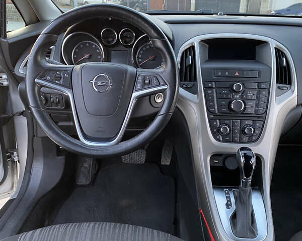 Сірий Опель Астра, об'ємом двигуна 1.6 л та пробігом 128 тис. км за 8299 $, фото 22 на Automoto.ua