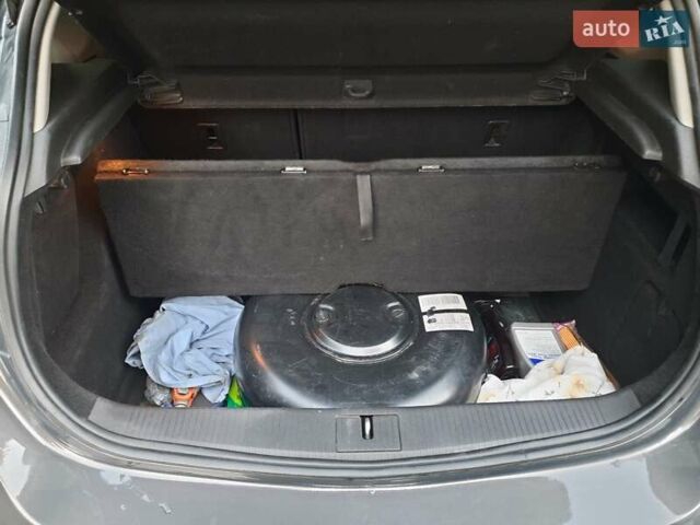 Серый Опель Астра, объемом двигателя 1.36 л и пробегом 197 тыс. км за 6700 $, фото 9 на Automoto.ua